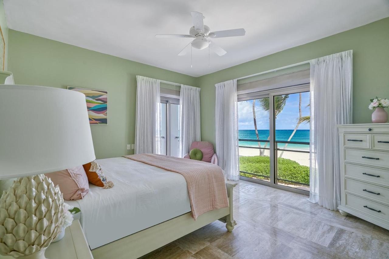 Costa Atlantica Punta Cana - Beach Vacation Condos Екстериор снимка