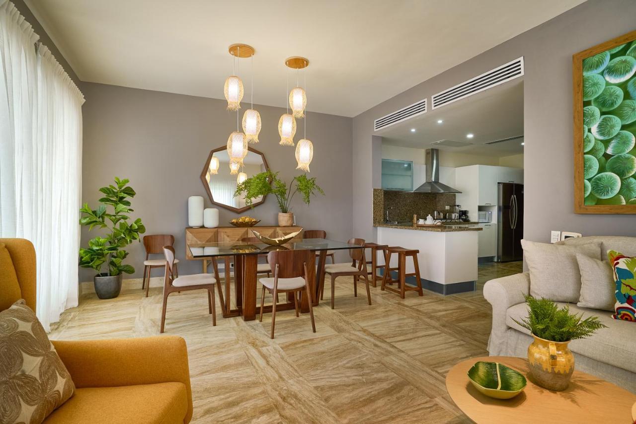 Costa Atlantica Punta Cana - Beach Vacation Condos Екстериор снимка