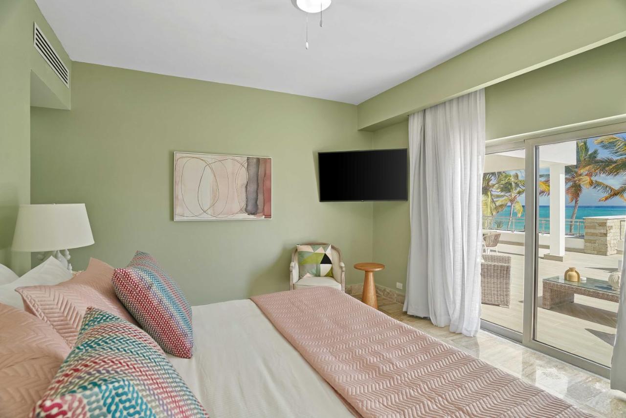 Costa Atlantica Punta Cana - Beach Vacation Condos Екстериор снимка