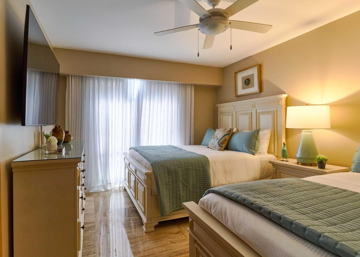 Costa Atlantica Punta Cana - Beach Vacation Condos Екстериор снимка