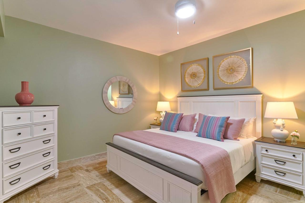 Costa Atlantica Punta Cana - Beach Vacation Condos Екстериор снимка