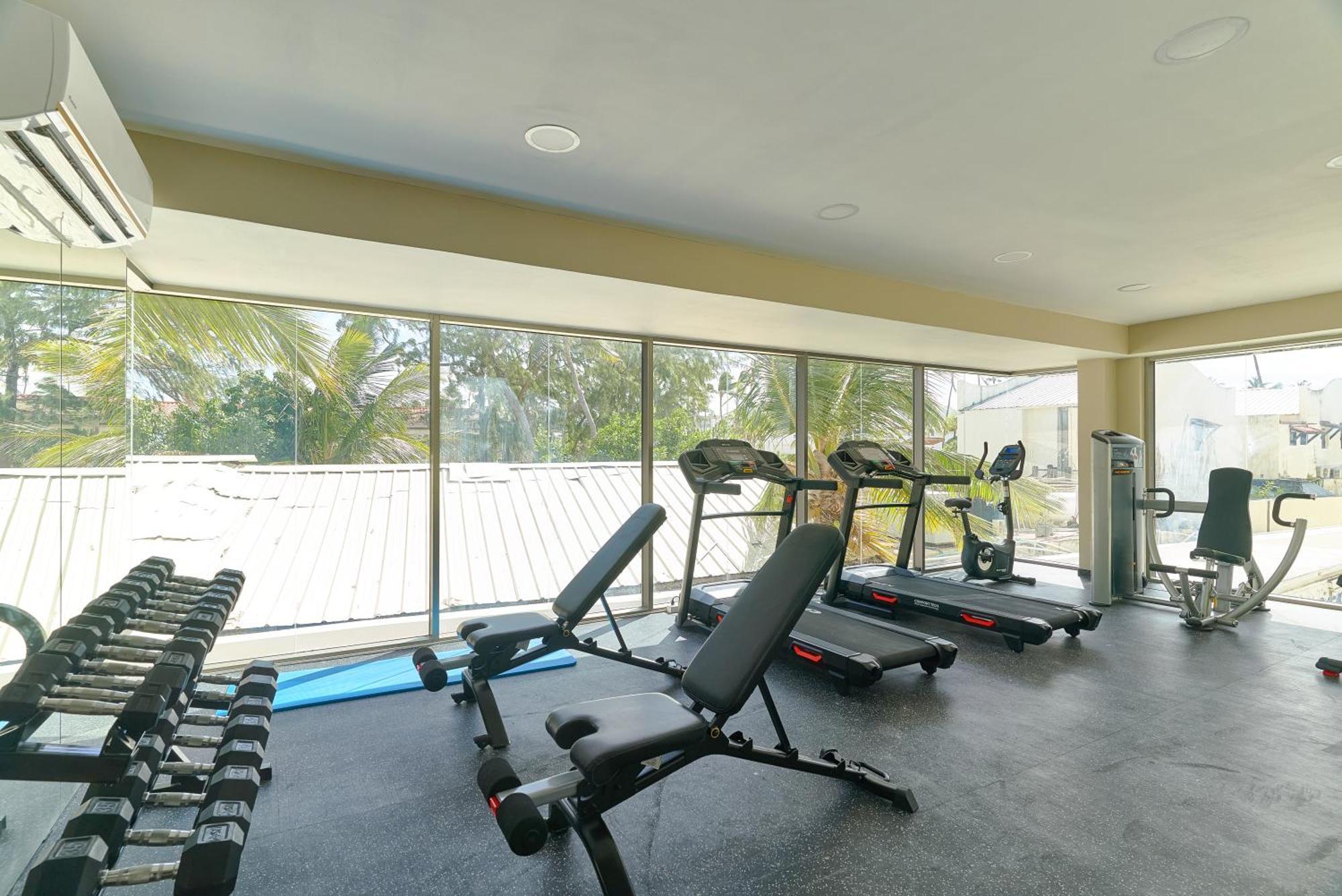 Costa Atlantica Punta Cana - Beach Vacation Condos Екстериор снимка